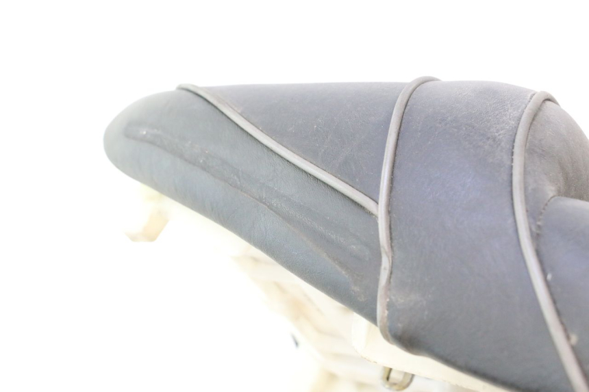 photo de SELLA YAMAHA XJR 1300 (1998 - 2002) - Zoom sui componenti
