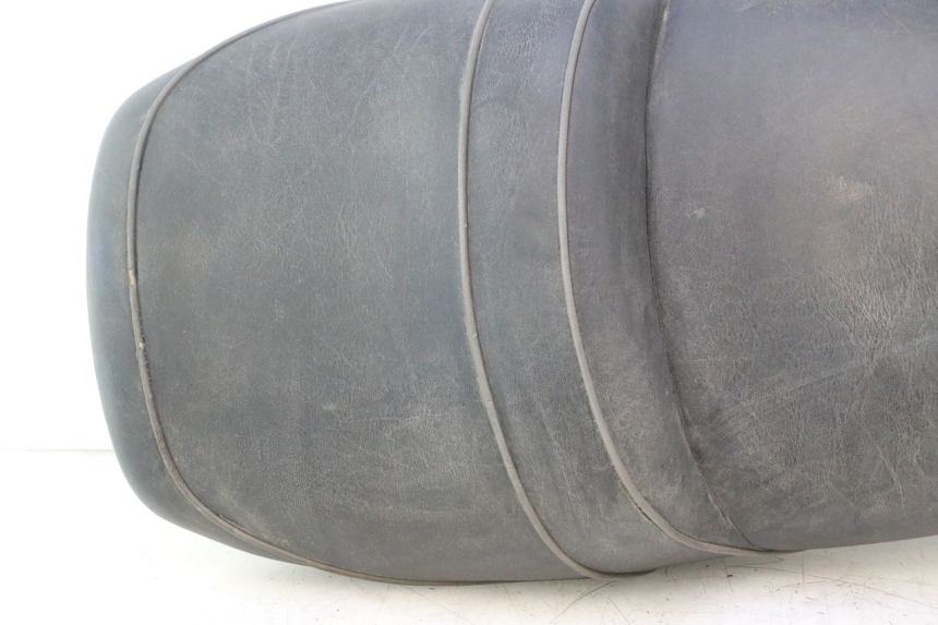 photo de SELLA YAMAHA XJR 1300 (1998 - 2002) - Zoom sullo stato d'uso