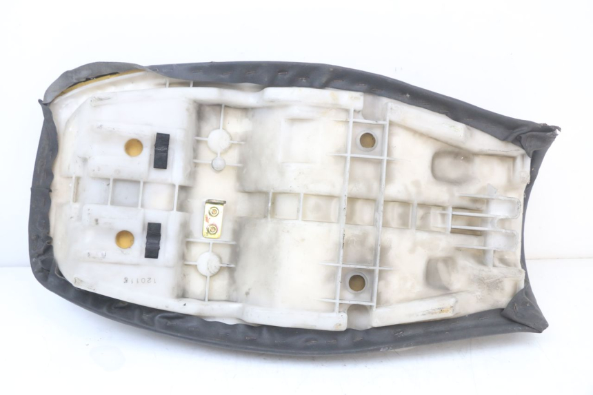 photo de SELLA YAMAHA XJS DIVERSION 600 (1997 - 1999) - Marcature e riferimenti originali