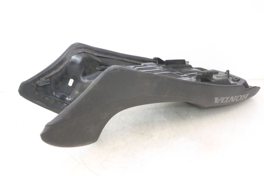 photo de SELLA HONDA XLV VARADERO 125 (2007 - 2012) - Dettaglio del componente