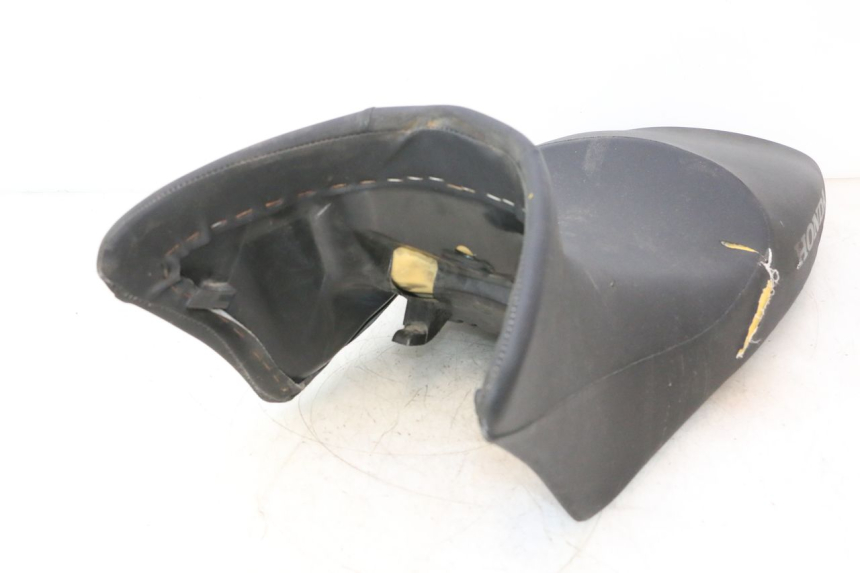 photo de SELLA HONDA XLV VARADERO 125 (2007 - 2012) - Caratteristiche distintive