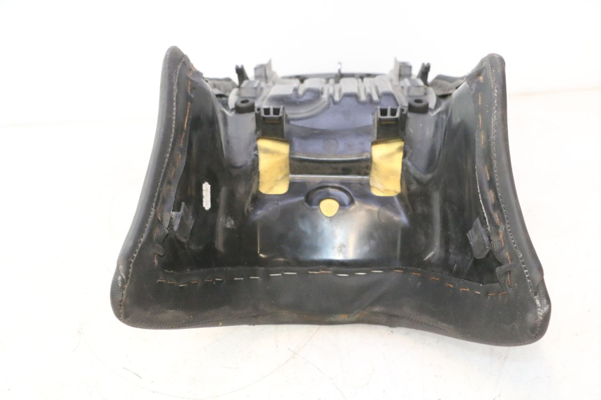 photo de SELLA HONDA XLV VARADERO 125 (2007 - 2012) - Zoom sullo stato d'uso