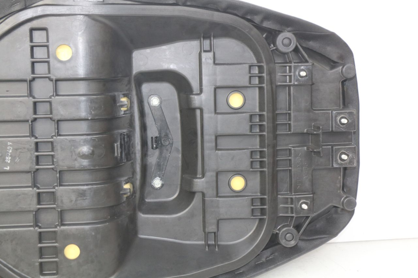 photo de SELLA YAMAHA XP T-MAX TMAX ABS 530 (2012 - 2015) - Zoom sui componenti