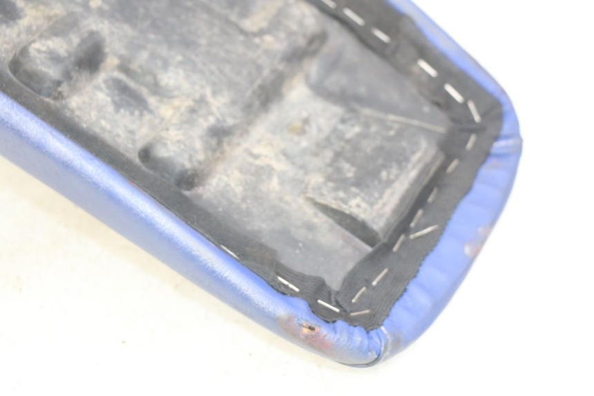 photo de SELLA PEUGEOT XP6 50 (1997 - 2003) - Altra angolazione