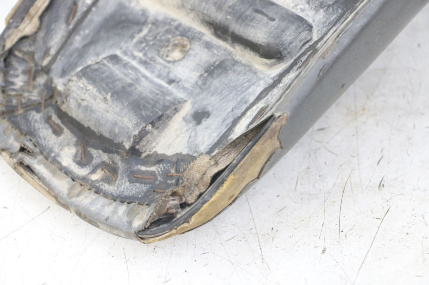 photo de SELLA PEUGEOT XP6 50 (1997 - 2003) - Altra angolazione