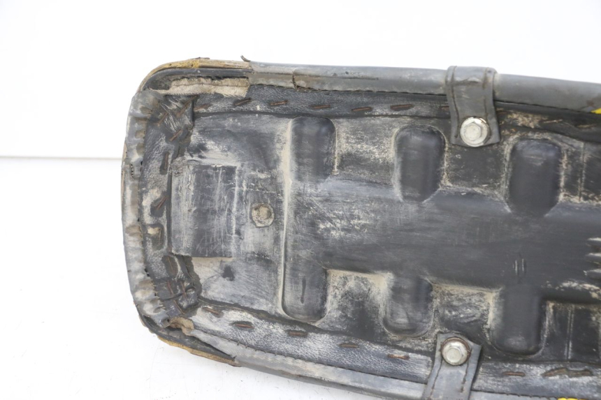 photo de SELLA PEUGEOT XP6 50 (1997 - 2003) - Dettagli dei punti di fissaggio