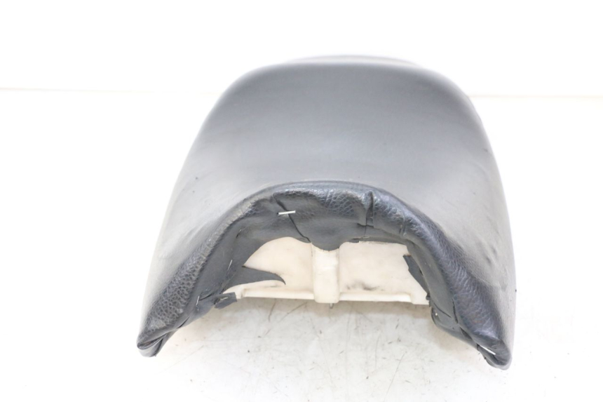 photo de SELLE YAMAHA FZS FAZER 600 (2001 - 2003) - Angolazione alternativa