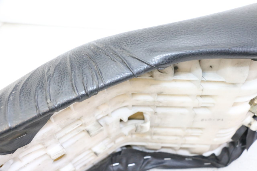 photo de SELLE YAMAHA FZS FAZER 600 (2001 - 2003) - Altra angolazione