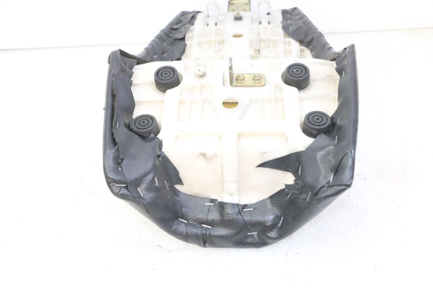 photo de SELLE YAMAHA FZS FAZER 600 (2001 - 2003) - Ricambio usato controllato