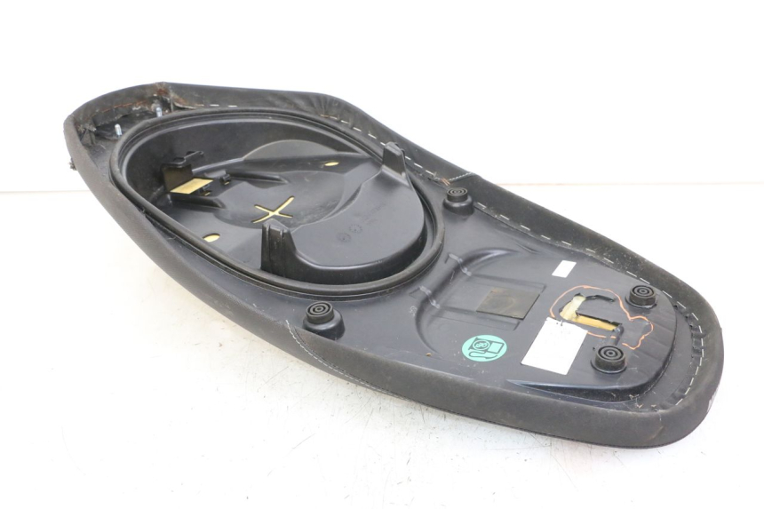 photo de SELLE YAMAHA NEOS NEO'S 4T 50 (2008 - 2016) - Altra vista dell'articolo