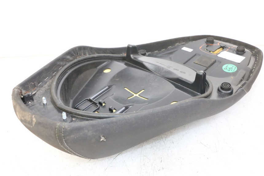 photo de SELLE YAMAHA NEOS NEO'S 4T 50 (2008 - 2016) - Marcature e riferimenti originali