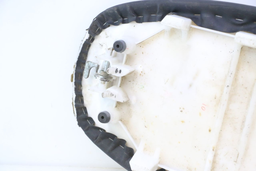 photo de SELLA YAMAHA YFM R RAPTOR 250 (2008 - 2014) - Dettagli dei punti di fissaggio