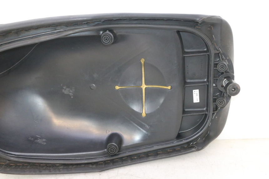 photo de SELLE YAMAHA YP MAJESTY 125 (2007 - 2010) - Panoramica del profilo