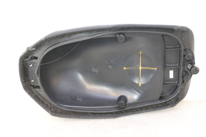 photo de SELLE YAMAHA YP MAJESTY 125 (2007 - 2010) - Zoom sullo stato d'uso
