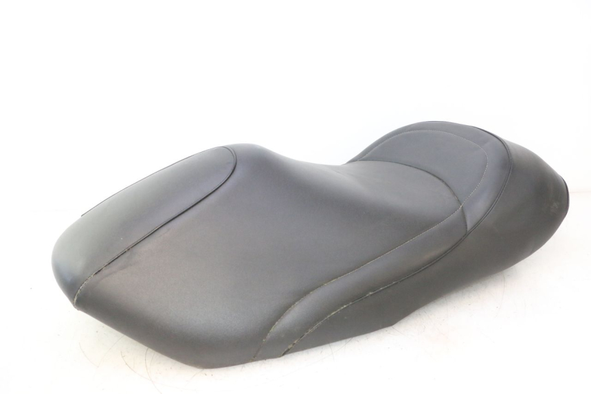photo de SELLE YAMAHA YP MAJESTY 125 (2007 - 2010) - Angolazione alternativa