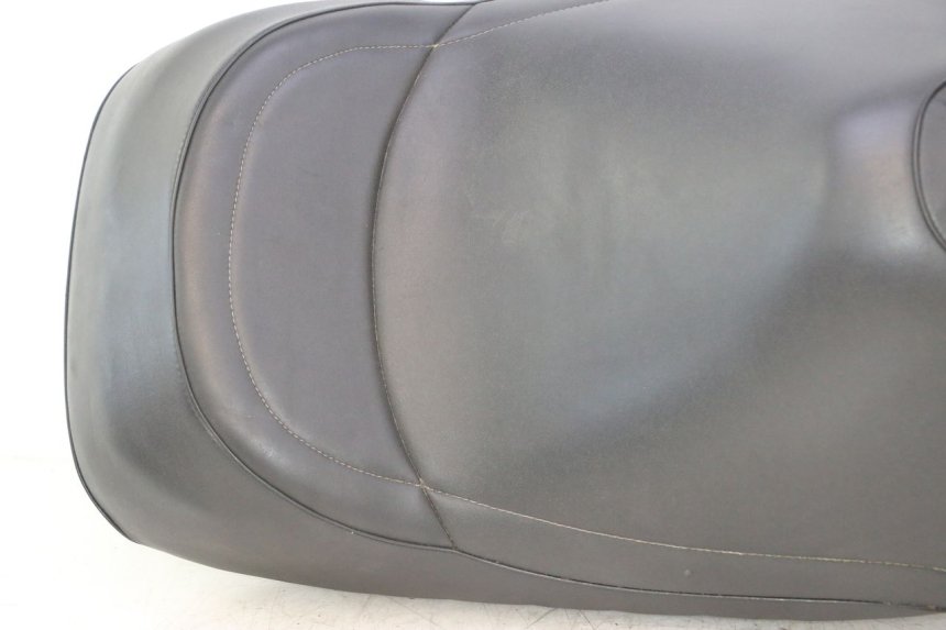photo de SELLE YAMAHA YP MAJESTY 125 (2007 - 2010) - Dettaglio del componente
