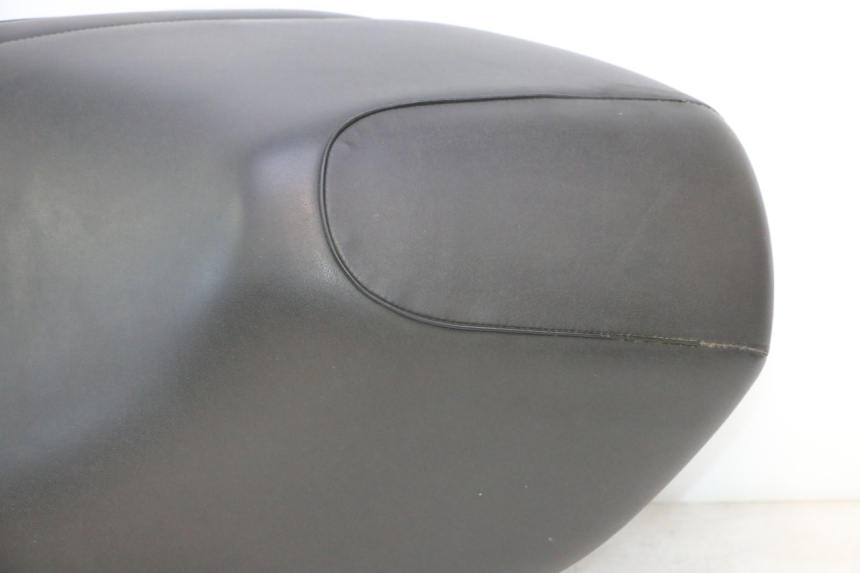 photo de SELLE YAMAHA YP MAJESTY 125 (2007 - 2010) - Zoom sullo stato d'uso