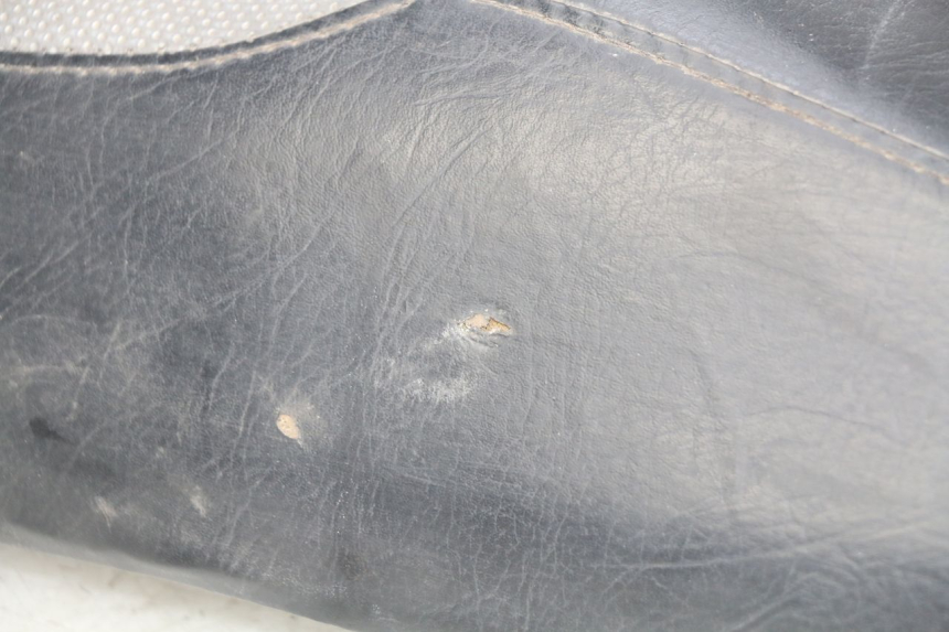 photo de SELLE YIYING YY50QT-10 50 (2007 - 2022) - Stato della superficie e materiale