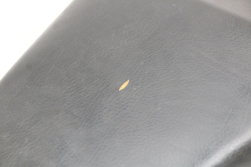 photo de SELLE YAMAHA YZF R THUNDERCAT 600 (1996 - 2003) - Caratteristiche distintive