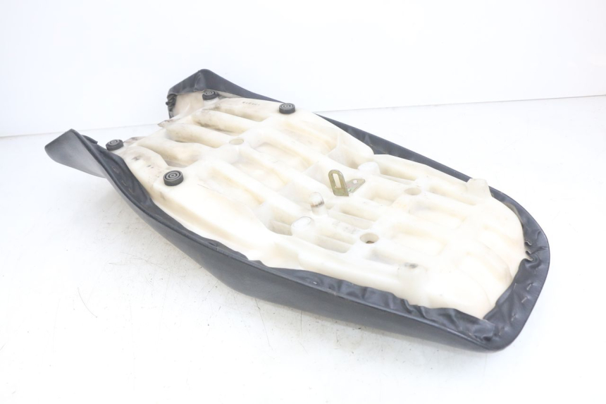 photo de SELLE YAMAHA YZF R THUNDERCAT 600 (1996 - 2003) - Zoom sullo stato d'uso