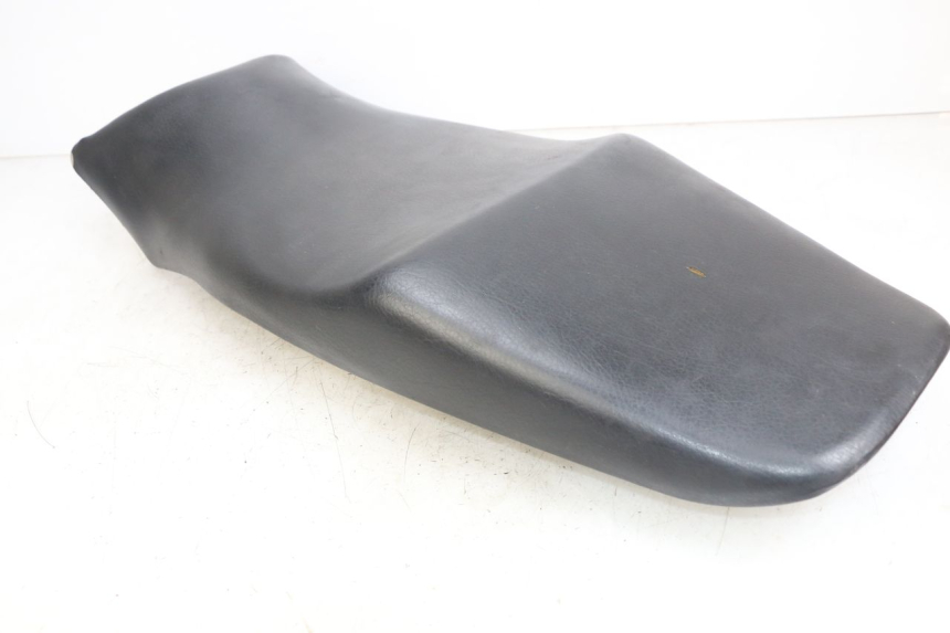 photo de SELLE YAMAHA YZF R THUNDERCAT 600 (1996 - 2003) - Dettagli dei punti di fissaggio