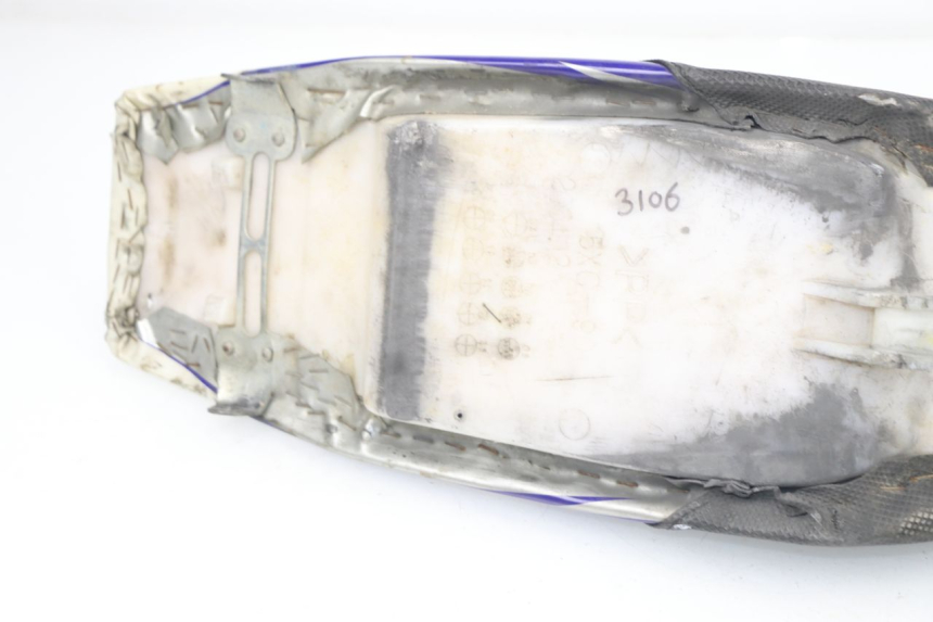 photo de SELLA YAMAHA YZF YZ-F 450 (2006 - 2009) - Stato della superficie e materiale
