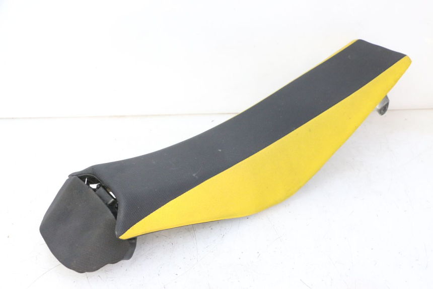 photo de SELLA YAMAHA YZF YZ-F 450 (2014 - 2016) - Caratteristiche distintive