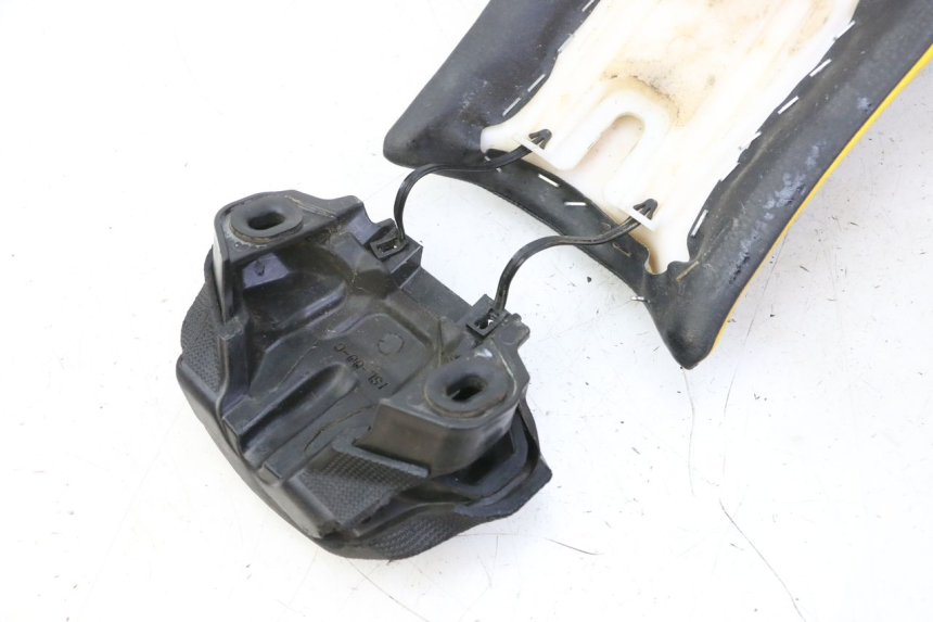 photo de SELLA YAMAHA YZF YZ-F 450 (2014 - 2016) - Dettagli dei punti di fissaggio