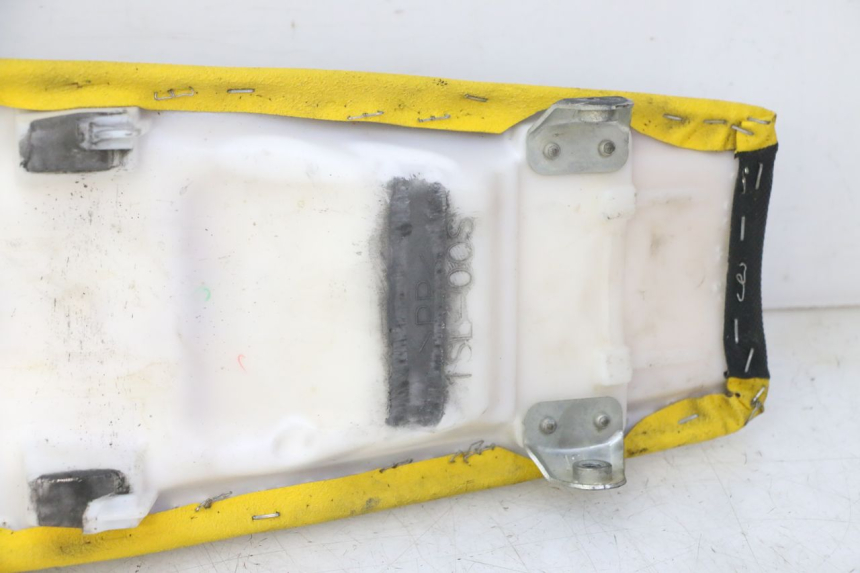 photo de SELLA YAMAHA YZF YZ-F 450 (2014 - 2016) - Marcature e riferimenti originali