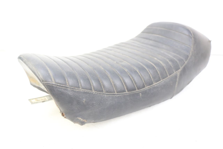 photo de SELLE KAWASAKI ZEPHYR 1100 ( - 1995) - Dettagli dei punti di fissaggio