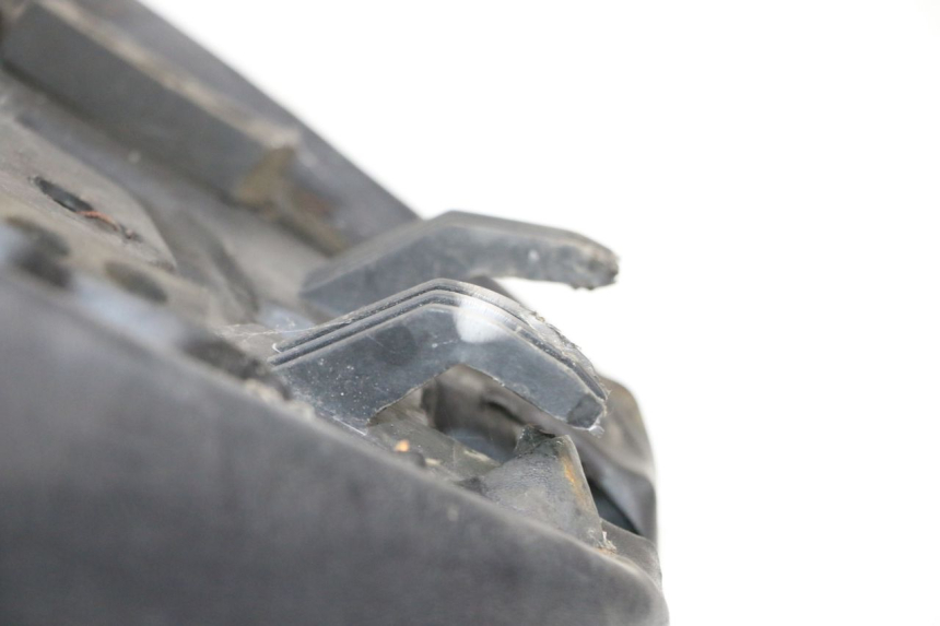 photo de SELLA KYMCO ZING 125 (1997 - 2003) - Primo piano tecnico