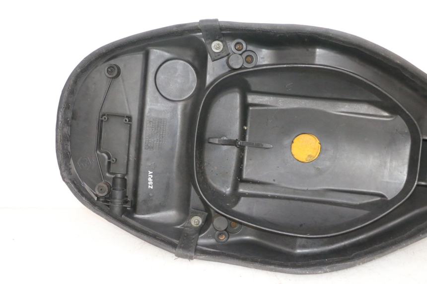 photo de SELLE PIAGGIO ZIP 2T 50 (2009 - 2019) - Ispezione visiva dettagliata