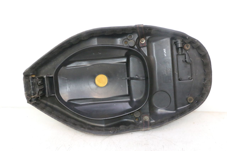 photo de SELLA PIAGGIO ZIP IGET 4T 50 (2021 - 2023) - Altra angolazione