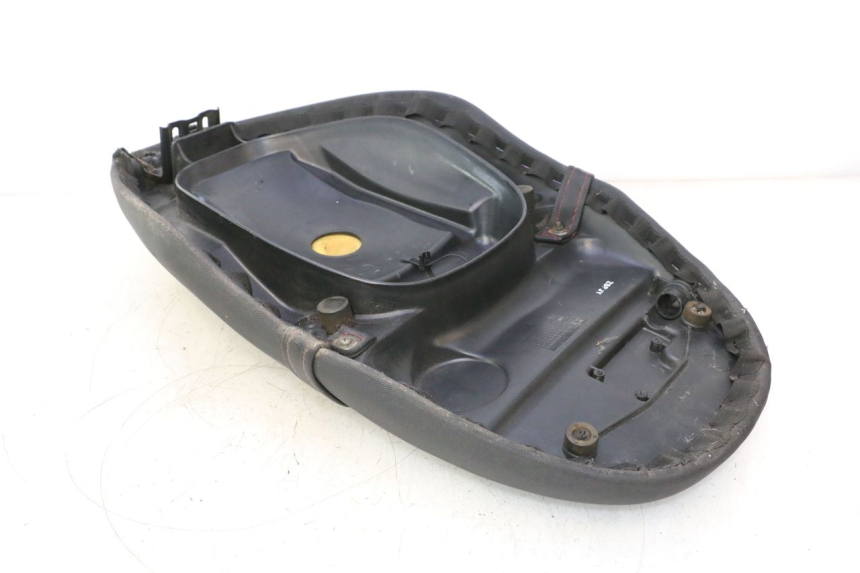 photo de SELLA PIAGGIO ZIP IGET 4T 50 (2021 - 2023) - Primo piano tecnico