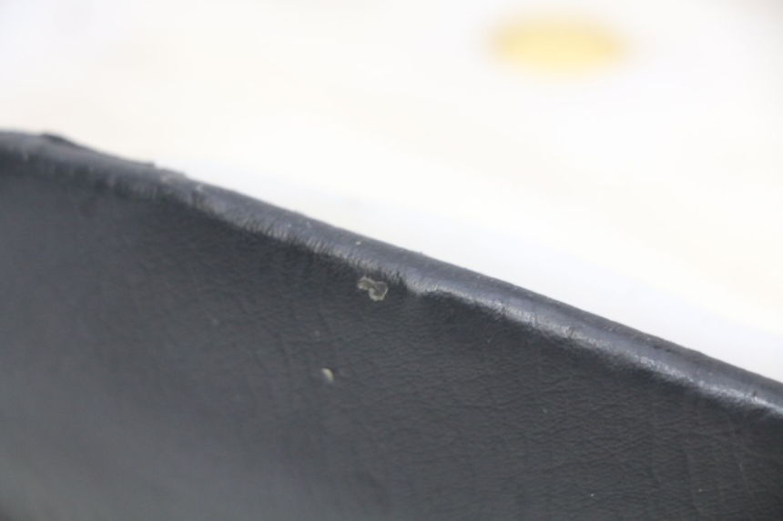 photo de SELLE UNIVERSAL BIKE ZN50QT-11B 50 (2018 - 2021) - Primo piano tecnico