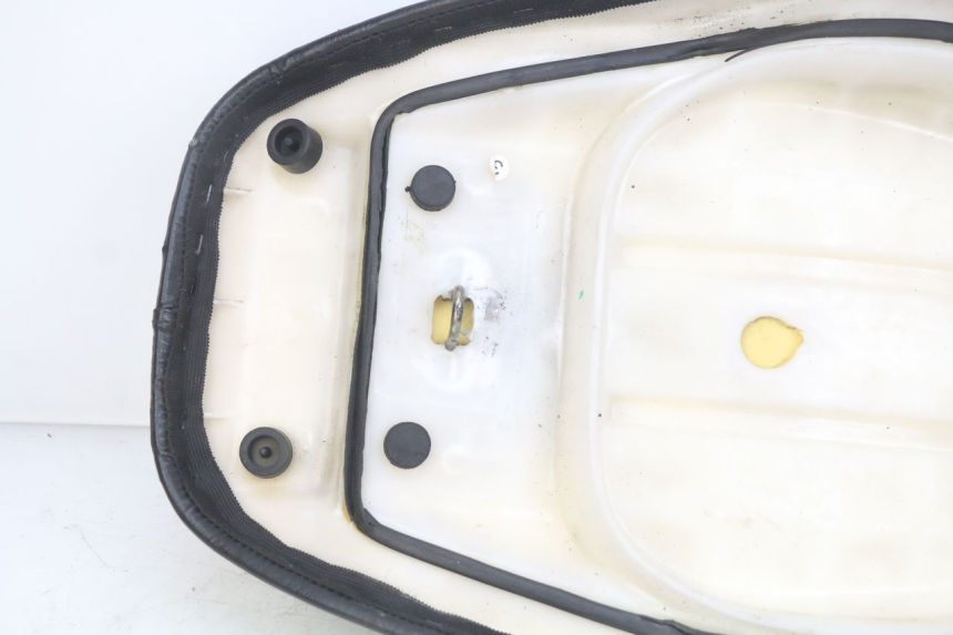 photo de SELLE UNIVERSAL BIKE ZN50QT-11B 50 (2018 - 2021) - Marcature e riferimenti originali