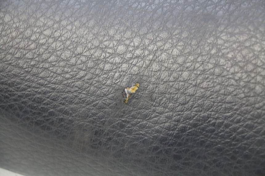 photo de SELLE KAWASAKI ZZR 600 (1995 - 2004) - Stato della superficie e materiale