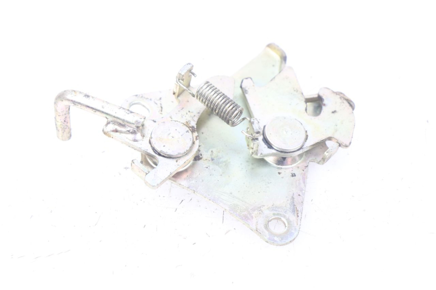 photo de SERRATURA SELLA HONDA CBR R 125 (2003 - 2006) - Altra angolazione