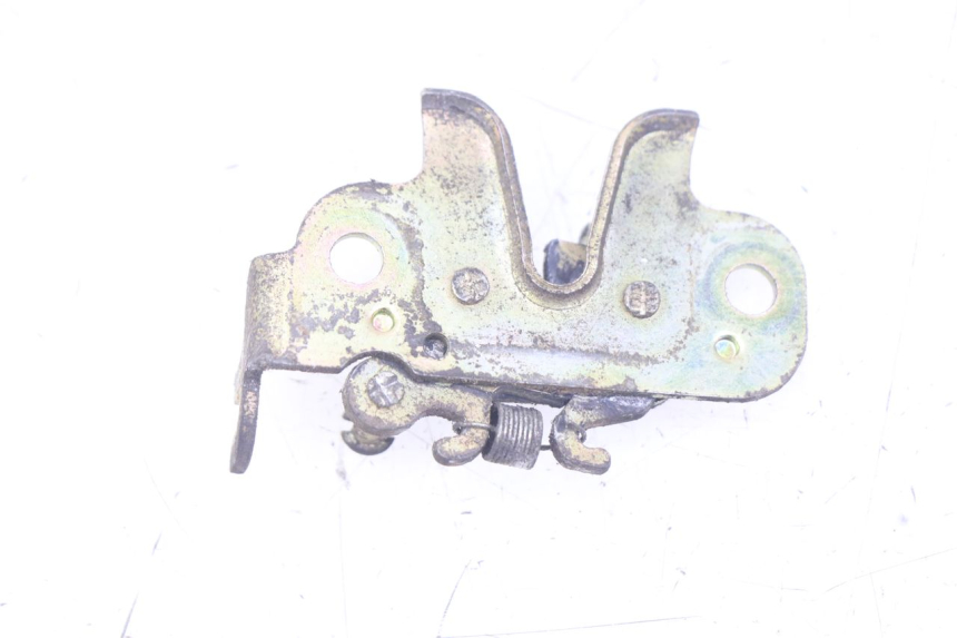 photo de SERRATURA SELLA PEUGEOT CITYSTAR 125 (2011 - 2017) - Zoom sullo stato d'uso