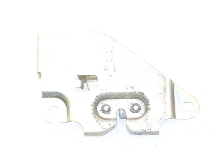 photo de SERRATURA SELLA SYM GTS EFI ABS 125 (2012 - 2016) - Zoom sullo stato d'uso