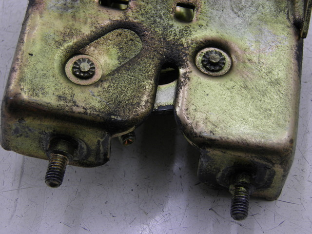 photo de SERRATURA SELLA HONDA NH VISION 50 (1985 - 1994) - Zoom sullo stato d'uso