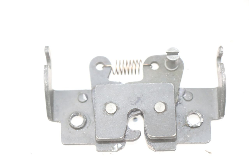 photo de SERRATURA SELLA PIAGGIO MP3 LT 300 (2010 - 2016) - Zoom sullo stato d'uso