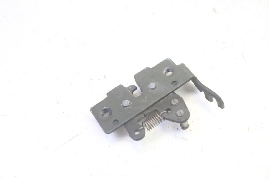 photo de SERRATURA SELLA PIAGGIO MP3 RL 250 (2006 - 2010) - Altra angolazione