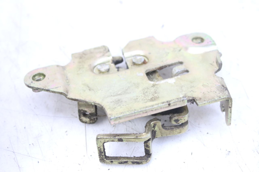 photo de SERRATURA SELLA SYM ORBIT 2 4T 50 (2008 - 2017) - Zoom sullo stato d'uso