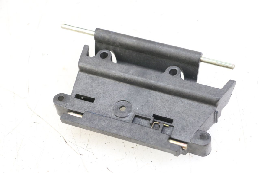 photo de SERRATURA SELLA PEUGEOT VIVACITY 125 (2010 - 2017) - Vista principale