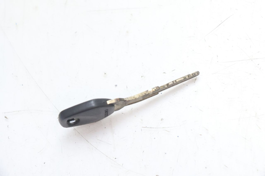 photo de SERRATURA SELLA SUZUKI SV S 650 (2003 - 2009) - Altra angolazione
