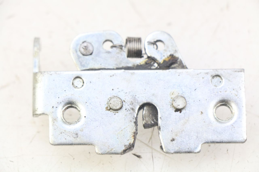 photo de SERRATURA SELLA YAMAHA XMAX X-MAX 125 (2006 - 2009) - Zoom sullo stato d'uso