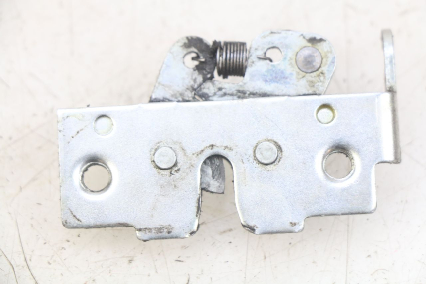 photo de SERRATURA SELLA YAMAHA XMAX X-MAX 125 (2006 - 2009) - Zoom sullo stato d'uso