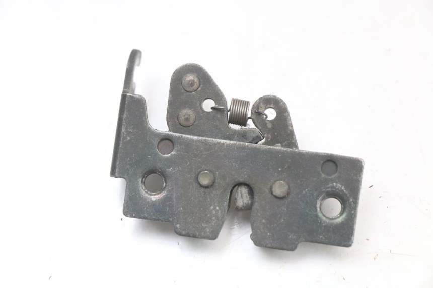 photo de SERRATURA SELLA PIAGGIO X8 125 (2004 - 2007) - Zoom sullo stato d'uso