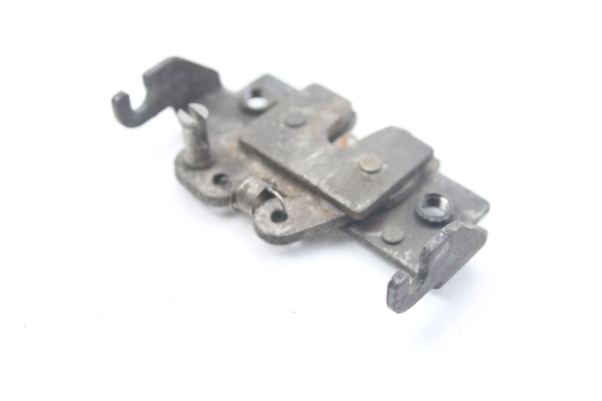 photo de SERRATURA SELLA PIAGGIO X9 EVOLUTION 500 (2003 - 2005) - Dettaglio del componente